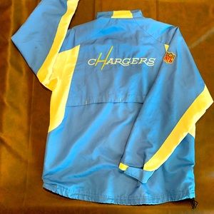 Mens chargers jacket, waterproof, vintage logo, size medium